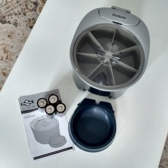 PetSafe 6 Meal Automatic Cat Feeder / Dog Feeder / Pet Feeder - Picture 4 of 8